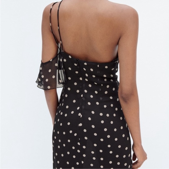 Zara Polka dot dress with ruffles - size small - NWT - Picture 3 of 5